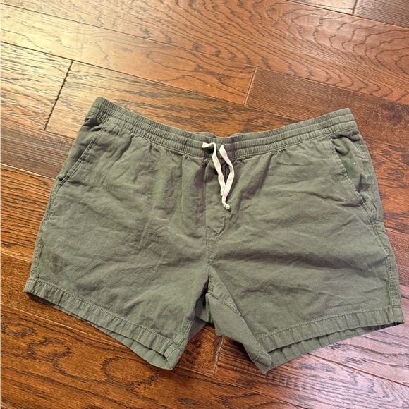 No Boundaries Other - Olive Green women’s No Boundaries 2XL great condition